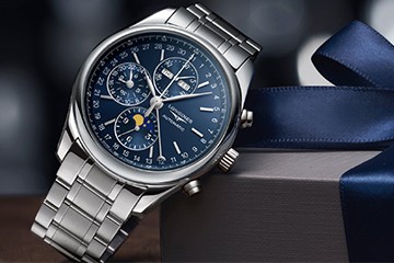 温州劳力士手表起雾了维修